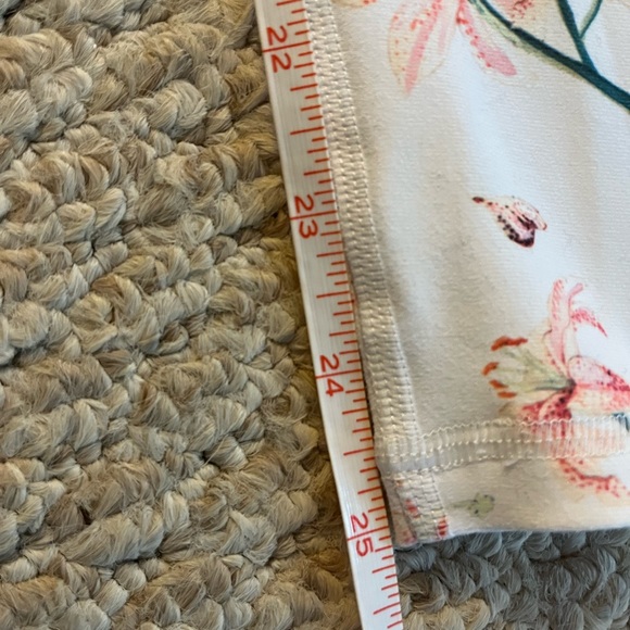 Fabletics Powerhold High Waist leggings Women’s size Large - Picture 6 of 6